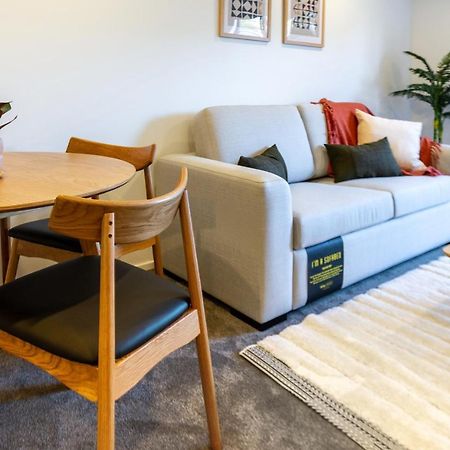 כרייסטצ'רץ' 1 Bedroom 1 Bath, Executive Escape, Northlands Mall מראה חיצוני תמונה